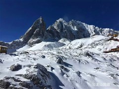 云南昆明石林、船游大理洱海 南詔風(fēng)情島、理想邦圣托里尼、麗江玉龍雪山冰川公園、西雙版納原始森林公園、野象谷 雙飛三動(dòng)8日游【產(chǎn)品經(jīng)理推薦：蜜月鮮花鋪床、生日禮遇、雙廊下午茶、送旅拍JEEP車打卡網(wǎng)紅地