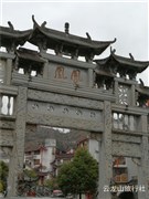 長沙韶山 毛主席故居、鳳凰古城（小四景：沈從文故居/萬壽宮/沱江泛舟/翠翠街）、黃龍洞、大型民俗歌舞晚會（張家界千古情或魅力湘西）、張家界國家森林公園（袁家界/天子山/金鞭溪）、芙蓉鎮(zhèn)、土司府、天門山