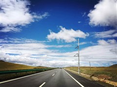 青海湖二郎劍、茶卡鹽湖、大柴旦翡翠湖、祁連阿咪東索景區(qū)、塔爾寺 純玩6/8日游【環(huán)游青海湖：翻越橡皮山、大冬樹埡口、達坂山隧道；包含美的湖泊+颯的草原+彩的環(huán)湖公路，無人員及年齡限制真正品質(zhì)線路】