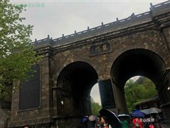 開封萬歲山武俠城、洛陽龍門石窟、白馬寺、隋唐洛陽城套票 3日游【古都雙城過大年】