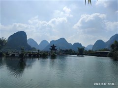 廣西大全景 桂林象鼻山、古東瀑布、四星船游大漓江、銀子巖、竹筏漂流、南寧北海銀灘、古龍山大峽谷、壯家古寨、德天跨國(guó)大瀑布、長(zhǎng)壽村 10日游【桂林+南寧+北?！?/></a></dt>
										<dd class=