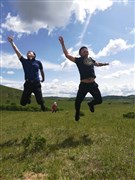 呼倫貝爾大草原、莫日格勒河-鹿苑-俄式下午茶、奧洛契莊園 私家牧場營地-草原烤全羊、不限時騎馬穿越大草原、186 彩帶河-滿洲里 6日游【0購物（哈爾濱進出有市游】