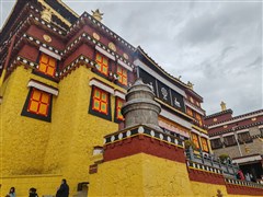 甘肅天水 麥積山石窟、官鵝溝全景（官珠溝+鵝漫溝）、臘子口、茨日那毛主席故居、扎尕那、郎木寺、黃河九曲第一灣、花湖、?？撇菰?、拉卜楞寺、八坊十三巷、伏羲廟、天水古城 7天/9天【獨家贈送《乙弗演出》+